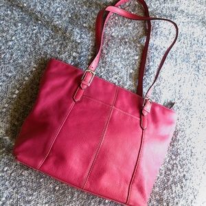 Clark’s Pink Leather Shoulder Bag